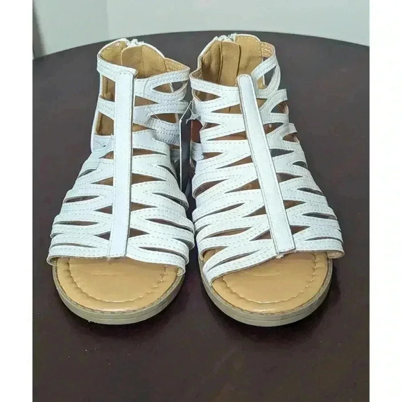 New Mossimo Aries Girls White Gladiator Sandals Heel Zipper Size 1 - Picture 1 of 8